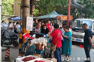 关键两罚不中&但命中绝杀！班凯罗救赎一战赛后采访泪洒现场